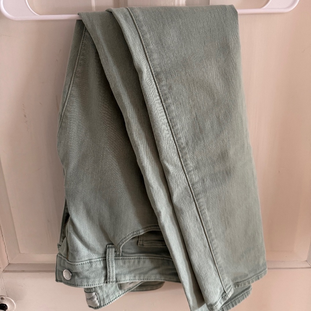 Universal Thread Jeans